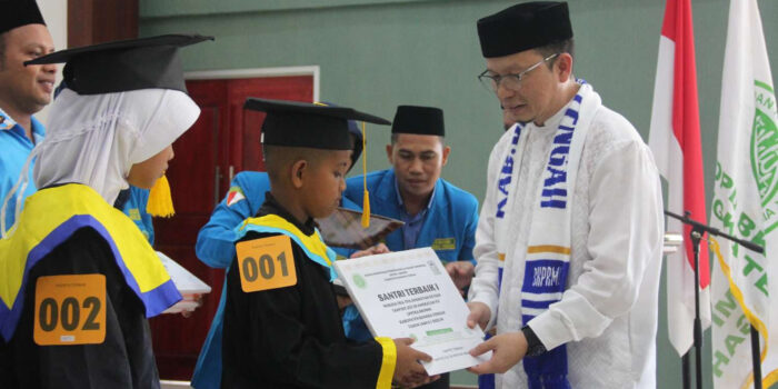 Wisuda Santri TKA/TPA LPPTKA BKPRMI Bangka Tengah Lahirkan Generasi Pencinta Alquran