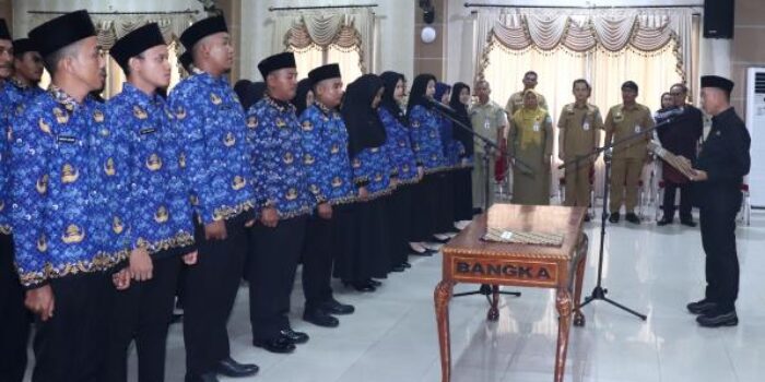 Bupati  Mulkan Lantik 29 Pegawai Jabatan PPPK Tahun 2022