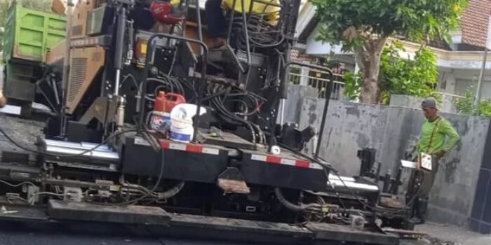 Ruas Jalan Hotmix Penghubung Dua Kecamatan Wilayah Selatan di Tulungagung, Telah Selesai Dikerjakan