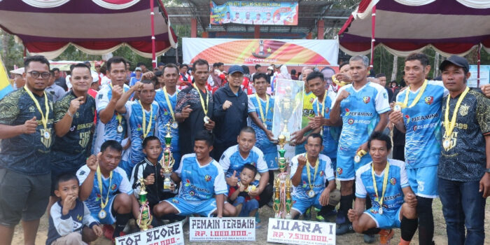 Turnamen Sepak Bola Bupati Cup U-40 Tahun 2023 Ditutup