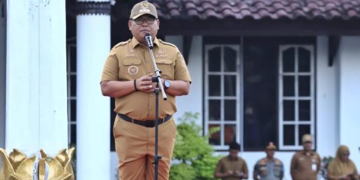 Pj Bupati Bangka Pimpin Apel Siaga Penyelenggara Kesiapan Pemilu 2024