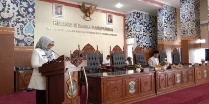 Pj Walikota Pangkalpinang Apresiasi Pandangan Umum Fraksi Terhadap Tiga Raperda Dalam Rapat Paripurna 