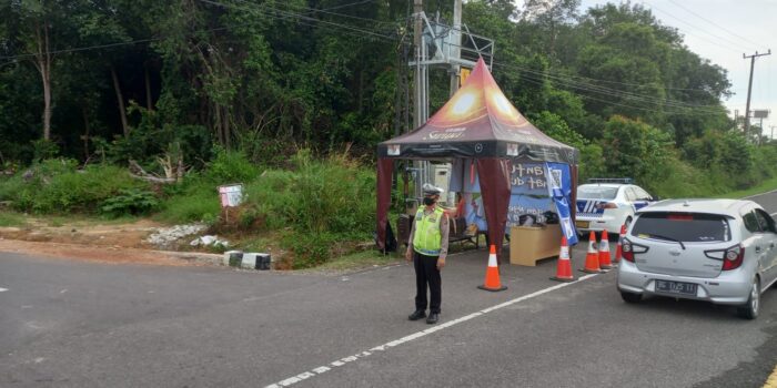 Polres Bangka Barat Lakukan Pengaturan Lalu Lintas dan Pemeriksaan Kendaraan Arus Mudik Lebaran