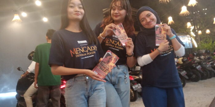 Mencadin Dendam Pocong Kembali  Heboh di Pangkalpinang