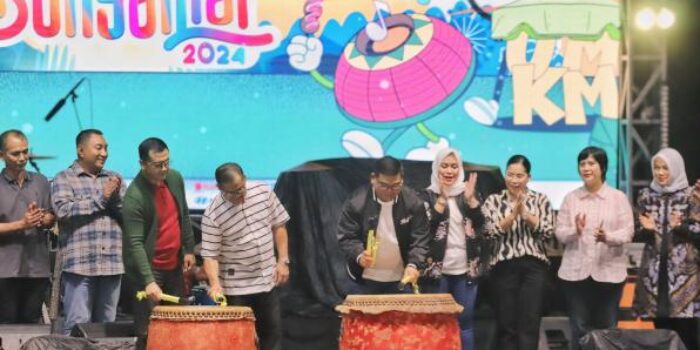 Sukses, Malam Puncak Perayaan HUT  Sungailiat ke -258 Digelar di Halaman Kantor Bupati 