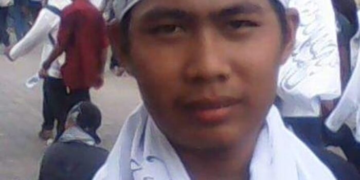 Doakanlah Sahabatmu Jika Ada Kesalahan, Jangan Mala Dicaci Maki