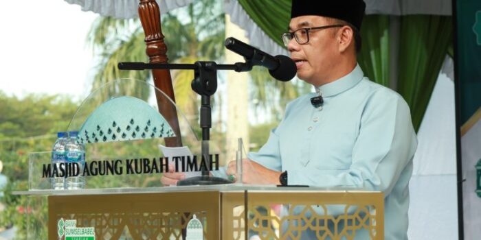 Sekda Mie Go : Momentum Idul Adha Dapat Memaknai Pengorbanan Nabi Ibrahim dan Nabi Ismail  Saat di Masjid Agung Qubah Timah