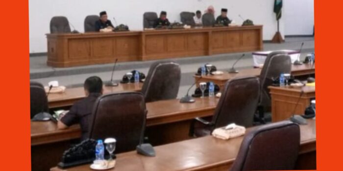 Ketua DPRD Bangka Pimpin Rapat Paripurna