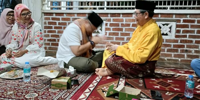 Sebelum daftar ke KPU, Pasangan Beramal (Erzaldi – Yuri Kemal) Dapat Wejangan Khusus dari Lembaga Adat Melayu NSS