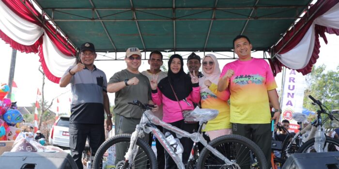 Bersama Erzaldi, Suasana Kegembiraan Warnai Acara Jalan Sehat Warga Air Itam