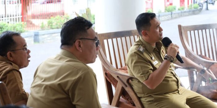 PJ Wako Budi Utama Pimpin Rapat Persiapan Penyusunan Laporan Evaluasi Kerja Triwulan 1