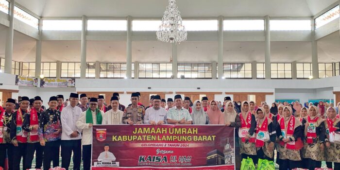 Lepas 35 Jamaah Umroh Gelombang II, Nukman Minta Jamaah Pokus Beribadah