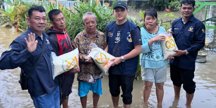 Boby Prima Dapil Babar Turun Langsung Berikan Bantuan Ke Korban Banjir