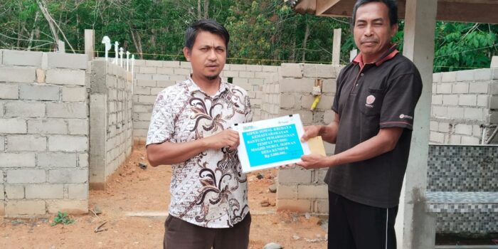 Berbagi di Bulan Ramadhan, PT Timah Serahkan Bantuan untuk Dua Rumah Ibadah di Pulau Kundur 