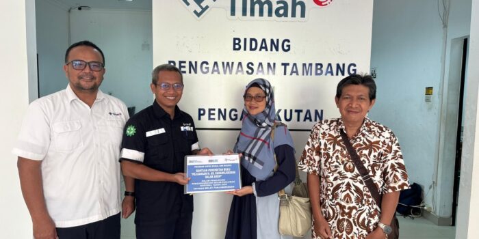 Menghargai Jasa Pahlawan. PT Timah Dukung Penerbitan Buku Perjuangan H. AS. Hanandjoeddin Dalam Arsip