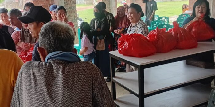 HKBP Pangkalpinang Berbagi Kasih di Bulan Suci Ramadhan, Begini Pesan Pendeta PM Tambunan, ST.H