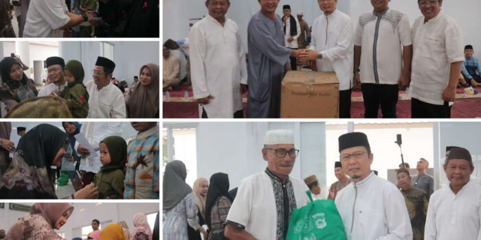 Perdana Safari Ramadhan, Bupati dan Wabup Bagikan Paket Sembako ke Warga 