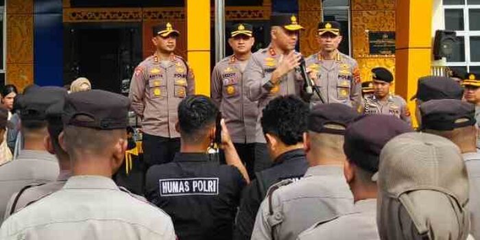 Kapolda Sampaikan Pesan ‘Jadilah Polisi yang Baik’ dalam Safari Halal Bihalal, Kapolres Bangka Barat Siap Jalankan Amanah