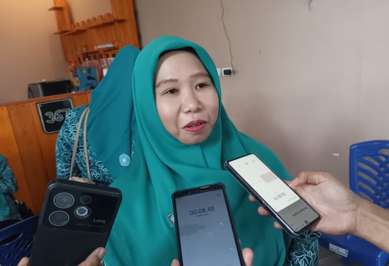 Dalam Rangka Hari Kesatuan Gerak PKK Zumalia Mie Go Hadiri Lomba Administrasi di Kelurahan Semabung Baru