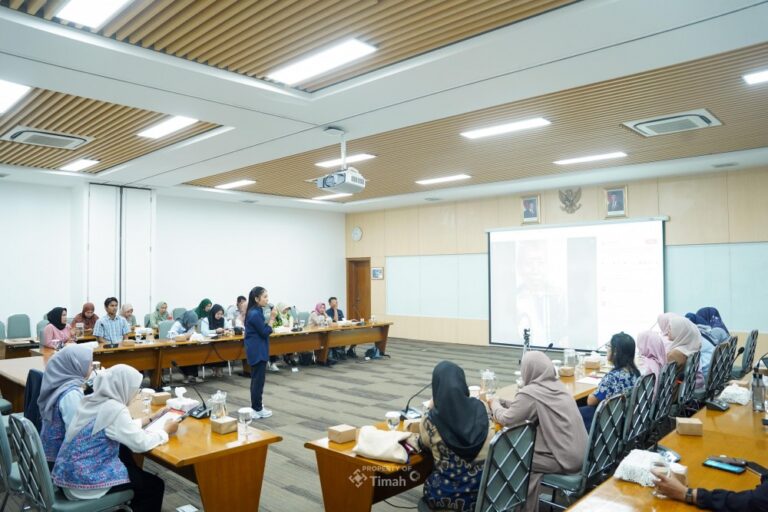 Pasarkan Produk Secara digital, PT Timah Bekali UMKM dengan Strategi Digital Marketing