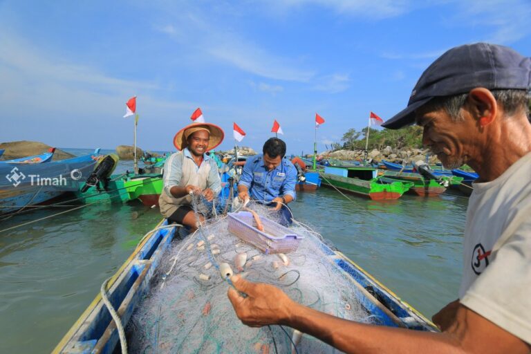 PT Timah Fasilitasi Ribuan Nelayan Jadi Peserta BPJS Ketenagakerjaan 