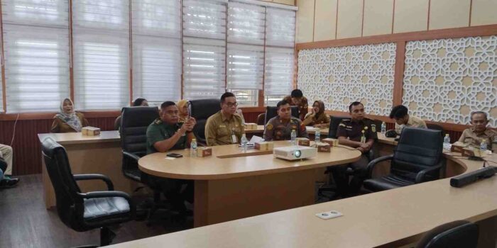 Sekda Pemkot Pangkalpinang Hadiri Rakor Pengendalian Inflasi dan Pembentukan Koperasi Merah Putih