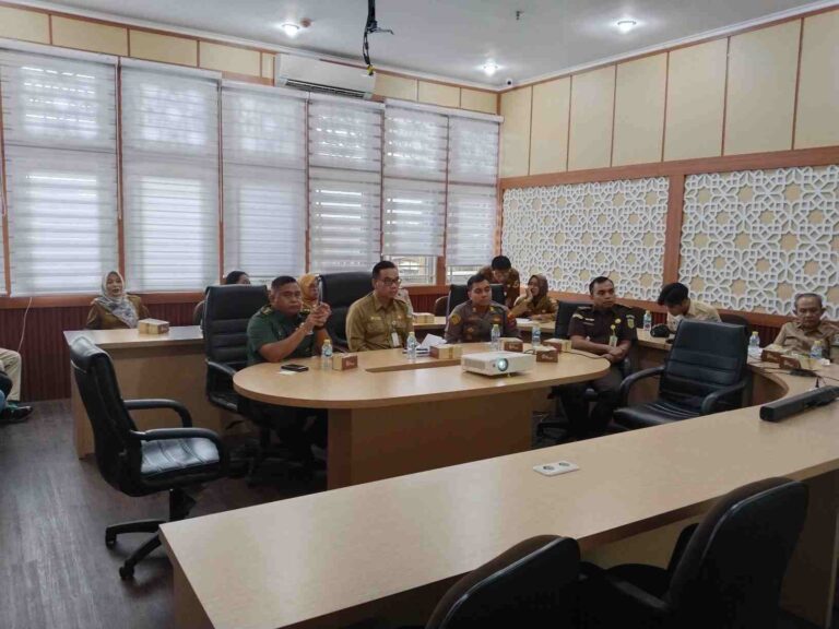 Sekda Pemkot Pangkalpinang Hadiri Rakor Pengendalian Inflasi dan Pembentukan Koperasi Merah Putih