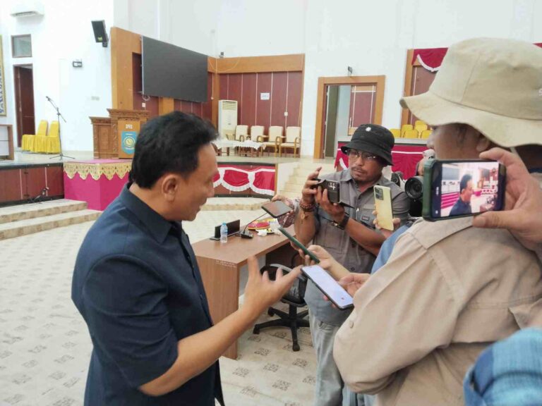 Rapat Paripurna DPRD Babel Bahas Hasil Reses Sempat Tertunda, Akhirnya Dilanjutkan