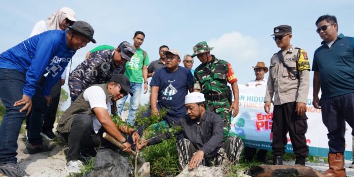 Bentuk Dukungan Terhadap Pariwisata Berkelanjutan. PT Timah Tanam Pohon Peneduh