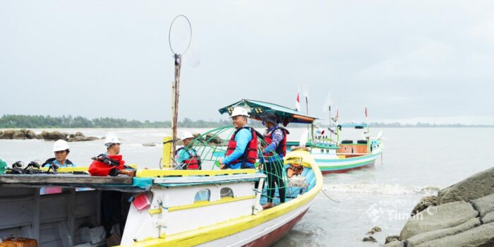 Jaga Ekosistem Laut Berkelanjutan, PT  Timah. Tenggelamkan Aritificial Reef 