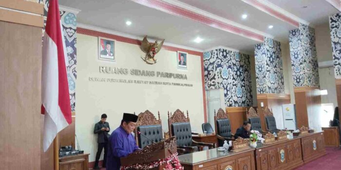 Pj Wali Kota Pangkalpinang Tanggapi Tiga Raperda, Tekankan Smart City untuk Efisiensi