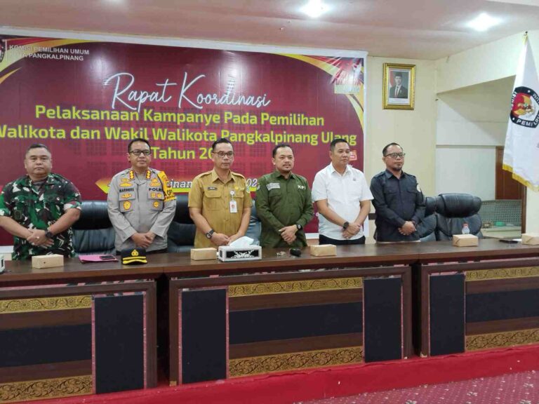 Sekda Mie Go Hadiri Rakor Kampanye Pilkada Ulang Pangkalpinang 2025