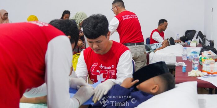 Bulan Bhakti HUT Ke – 79,  PT Timah Gelar Khitanan Massal dan Pengobatan Gratis 