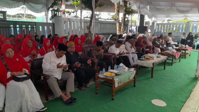 HUT RI ke-80, Prof. Udin Hadir di Jamaah Majelis Basyairul Khoirot Panjatkan Syukur dan Dzikir Bersama