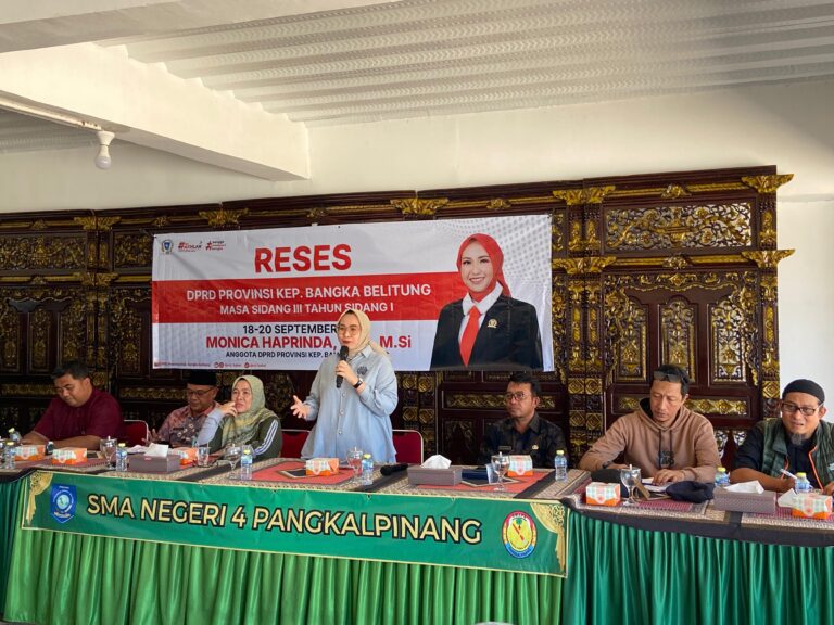 Monica Haprinda Serap Aspirasi di SMA 4 Pangkalpinang, Tekankan Pentingnya Beasiswa