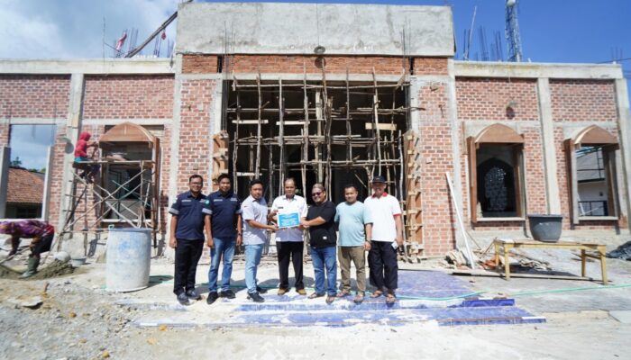 PT Timah Bantu Perluasan Masjid Al Hikmah Temberan