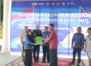 Andika Saputra Dampingi Wali Kota Lepas Ekspor Perdana Produk IKM Duo Ayu ke Australia