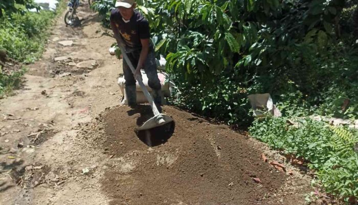 Proyek Rabat Beton di Talang Ilir Diduga Dikerjakan Asal-asalan, Warga Pertanyakan Kualitas dan Transparansi