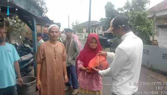 LPM Kelurahan Tanjung Gelar Aksi Sosial, Salurkan  50 Paket  Ke Warga RW 02