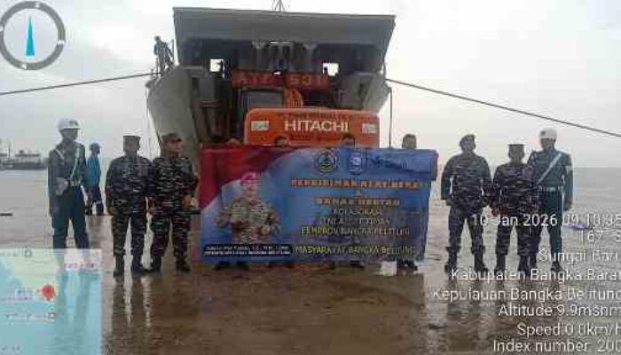 PT TIMAH Tbk dan TNI AL Babel Kirim Alat Berat dan Sembako untuk Korban Bencana Aceh