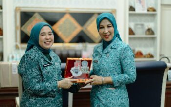 TP PKK Pangkalpinang Studi Tiru ke Palembang