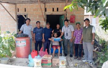 PT Timah Bantu Biaya Pengobatan Warga Desa Rias Bangka Selatan