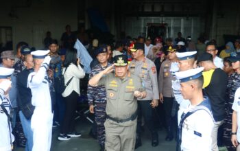 Arus Balik Gratis via KRI, Gubernur Babel Berangkatkan Pemudik ke Jakarta