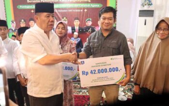 Gubernur Babel Hadiri Silaturahmi dan Penyerahan Santunan di Pangkalpinang