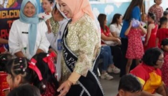 Bunda PAUD Pangkalpinang Hadiri Pentas Seni Imlek di TK Santa Theresia 1